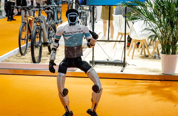 cycling robot