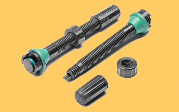 absolute black tubeless valves
